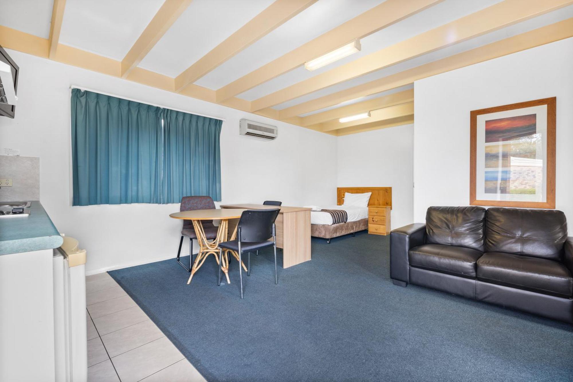 Symonston Sundown Villas מראה חיצוני תמונה
